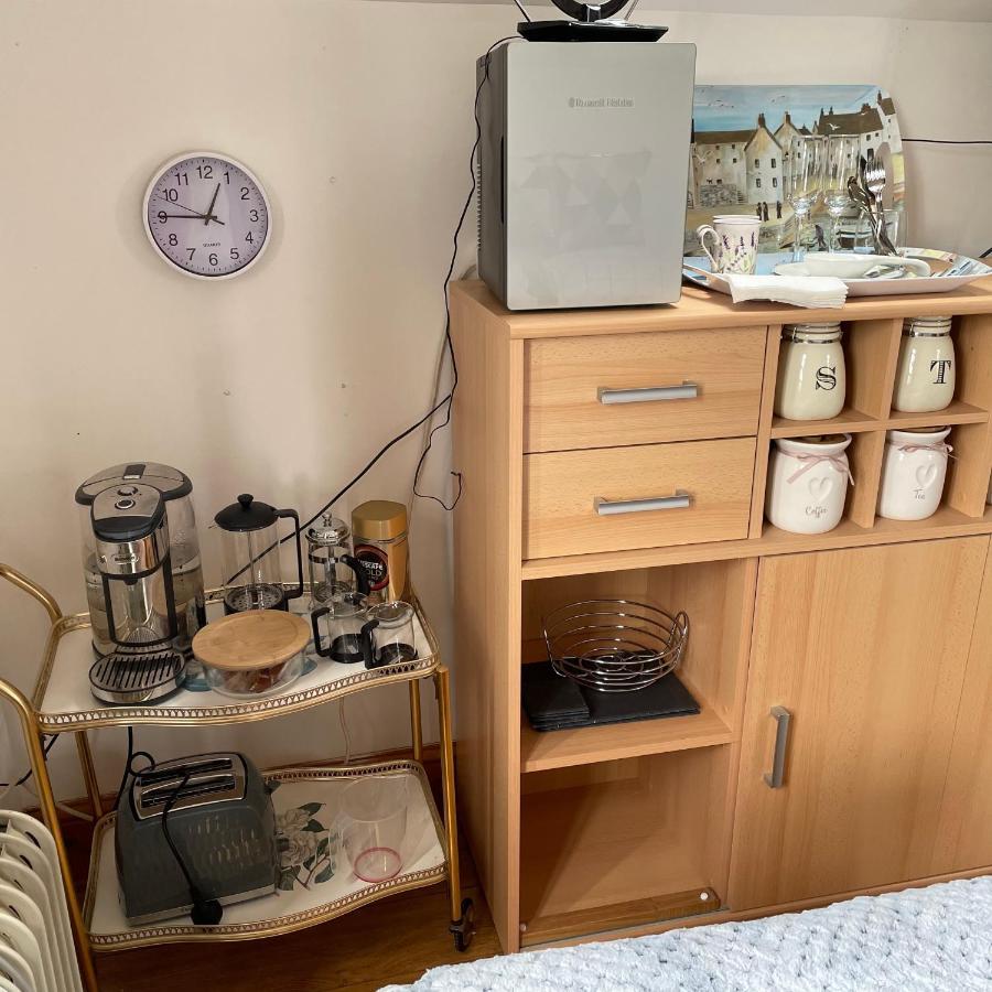 Carraholly Apartment ลิสคาร์ด ภายนอก รูปภาพ